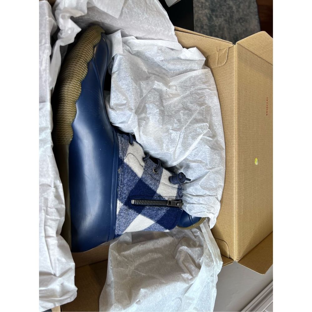 Sperry Saltwater Blue Check Navy Duck Boots Sz10 "Original Owner" - Picture 11 of 11
